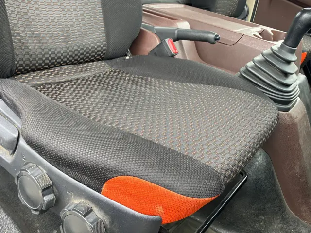 日野 レンジャー 2KG-FD2ABA(2WD)の写真19