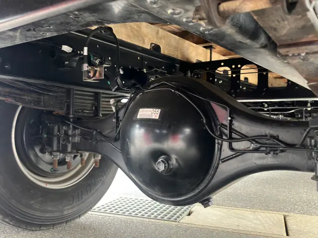 いすゞ フォワード 2RG-FRR90S2(2WD)の写真16