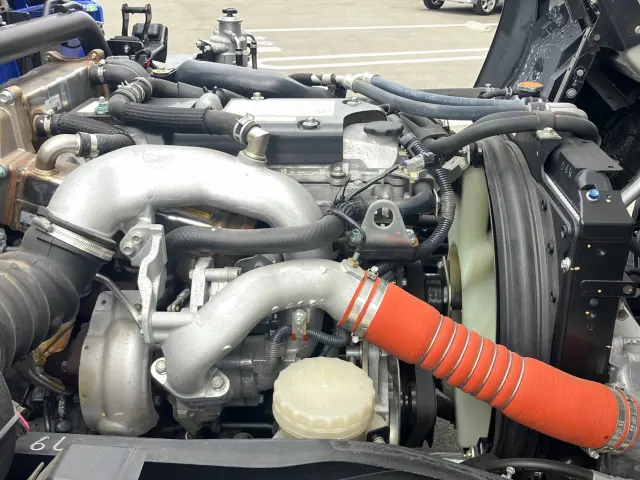 いすゞ フォワード 2RG-FRR90S2(2WD)の写真18