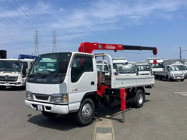 いすゞ エルフ KR-NKR81LR(2WD)の写真1
