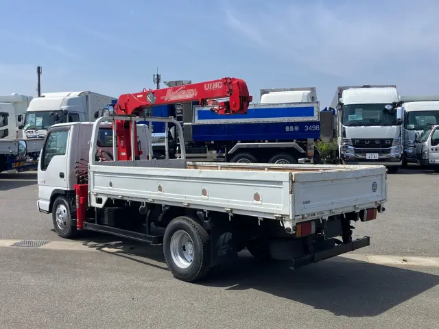 いすゞ エルフ KR-NKR81LR(2WD)の写真4