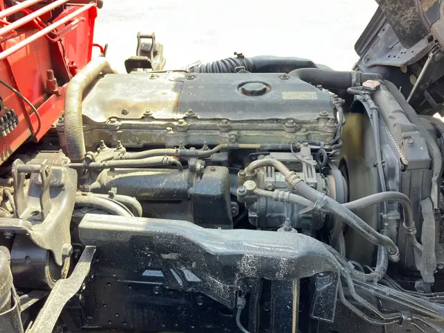 いすゞ エルフ KR-NKR81LR(2WD)の写真18