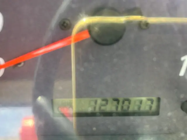 いすゞ エルフ KR-NKR81LR(2WD)の写真22