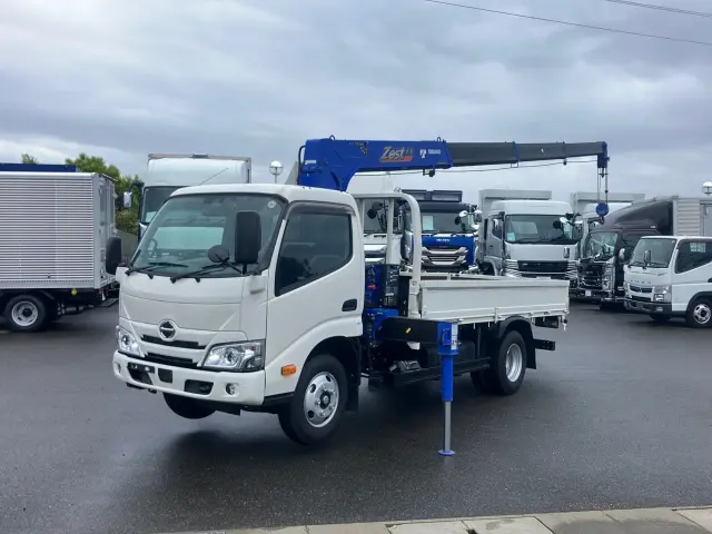 日野 デュトロ 2KG-XZU650M(2WD)の写真1
