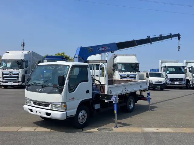 いすゞ エルフ KR-NPR81LR(2WD)の写真1
