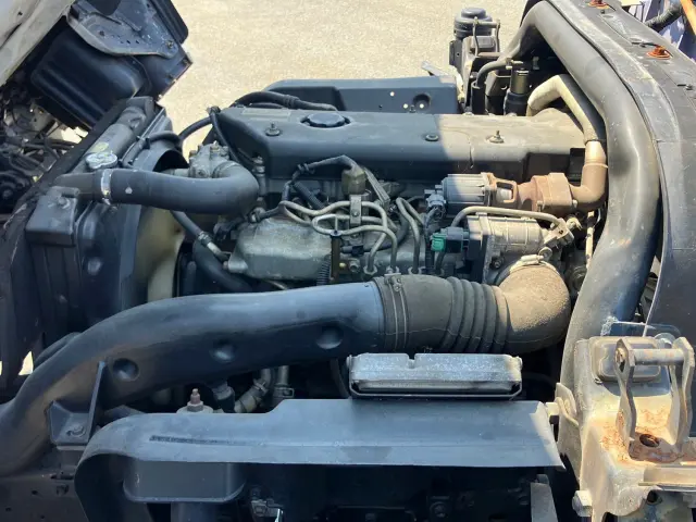 いすゞ エルフ KR-NPR81LR(2WD)の写真17