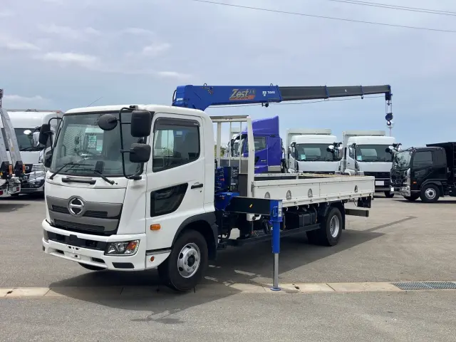 日野 レンジャー 2PG-FC2ABA(2WD)の写真1