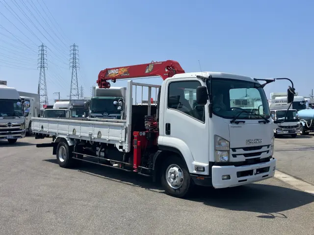 いすゞ フォワード 2PG-FRR90S1(2WD)の写真2