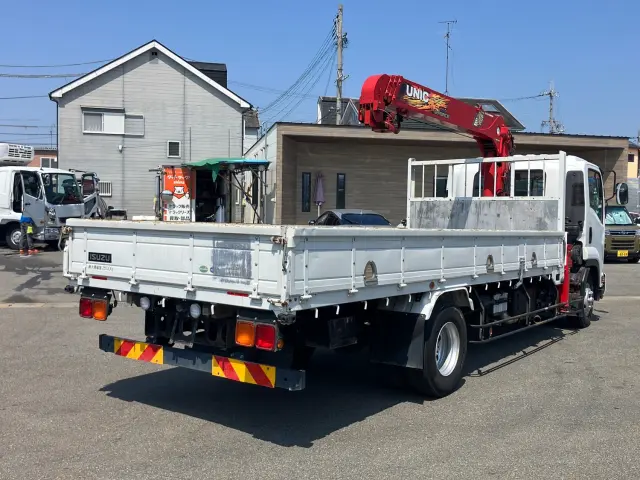 いすゞ フォワード 2PG-FRR90S1(2WD)の写真3