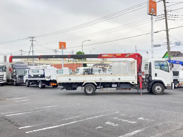 いすゞ フォワード 2PG-FRR90S1(2WD)の写真6
