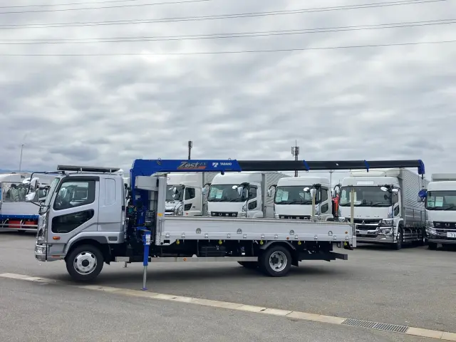 三菱 ファイター 2KG-FK62F(2WD)の写真5