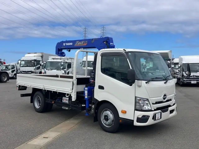 日野 デュトロ 2WG-XZU713M(2WD)の写真2