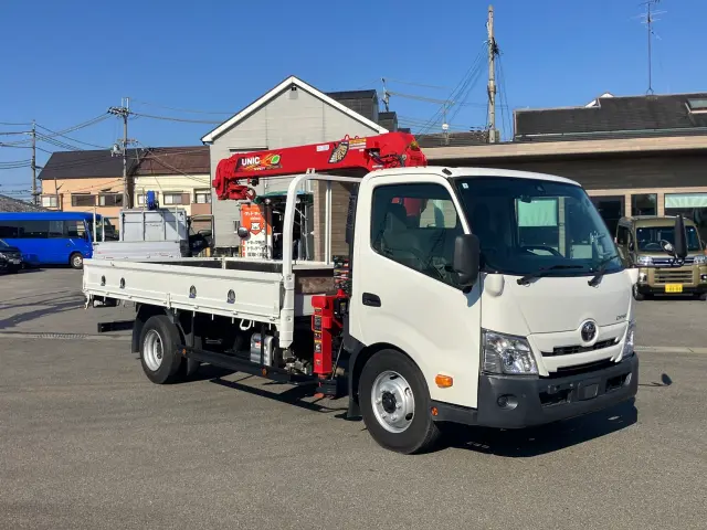 トヨタ ダイナ 2PG-XZU720(2WD)の写真2