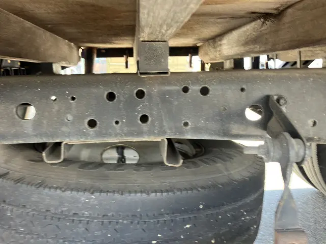 いすゞ エルフ PB-NPR81AR(2WD)の写真15