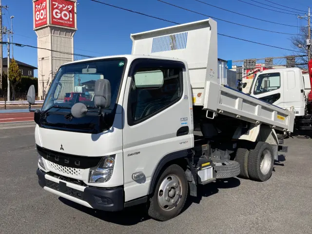 三菱 キャンター 2RG-FBA30(2WD)の写真1