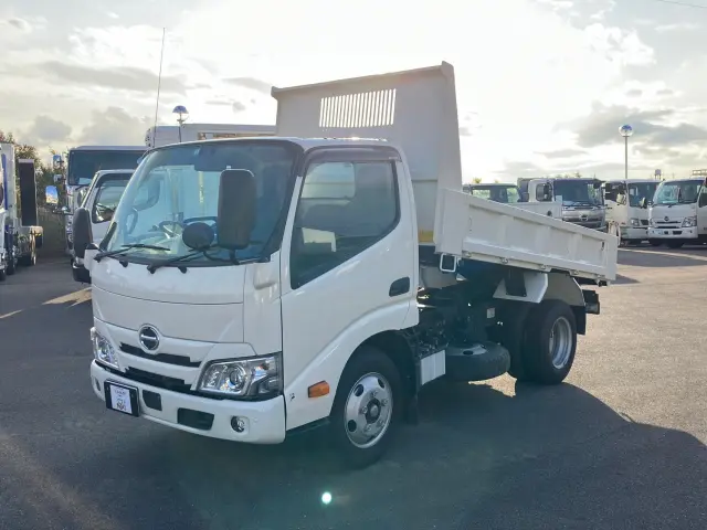 日野 デュトロ 2RG-XZU600T(2WD)の写真1