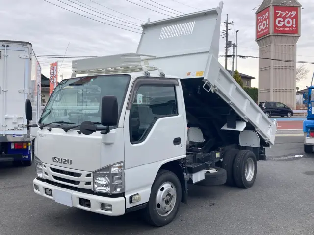 いすゞ エルフ 2RG-NKR88AD(2WD)の写真1