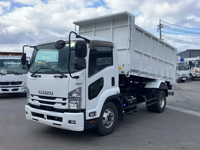 いすゞ フォワード 2RG-FRR90S2(2WD)の写真1