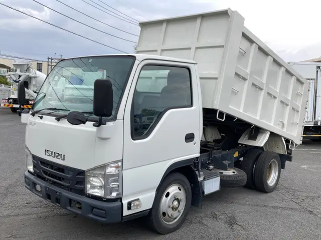 いすゞ エルフ TPG-NJR85AD(2WD)の写真1