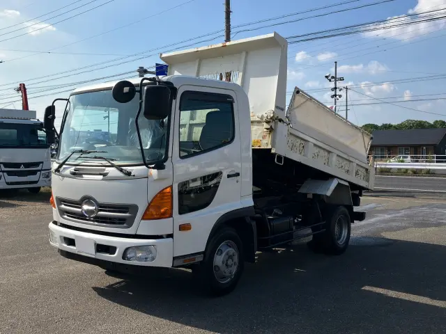 日野 レンジャー TKG-FC9JCAA(2WD)の写真1