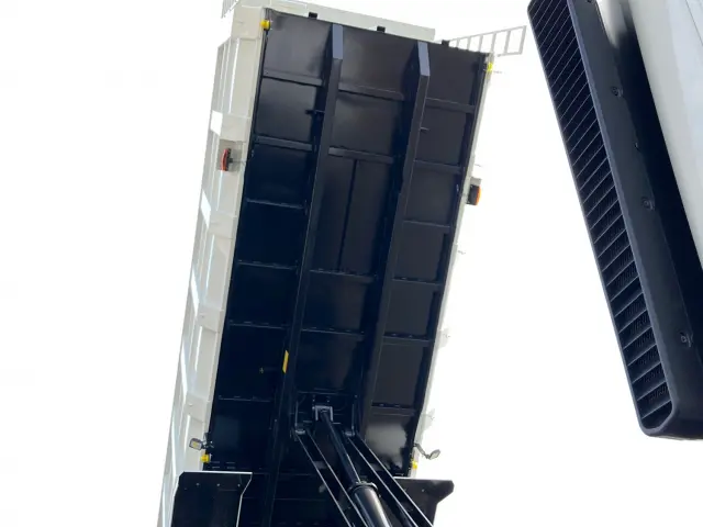 三菱 スーパーグレート 2KG-FV70HZ(6x4)の写真16