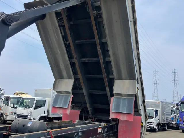 三菱 スーパーグレート 2PG-FV70HZ(6x4)の写真13