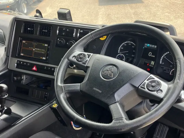 三菱 スーパーグレート 2PG-FV70HZ(6x4)の写真21