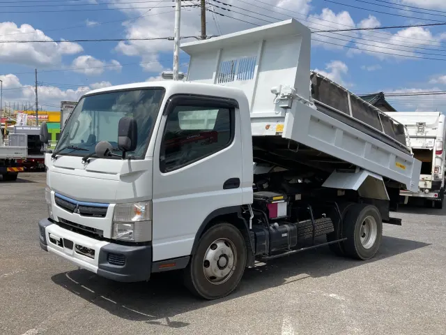 三菱 キャンター 2PG-FEBM0(2WD)の写真1