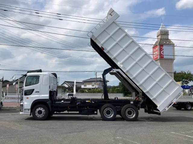 日野 プロフィア 2DG-FS1AJE(6x4)の写真5