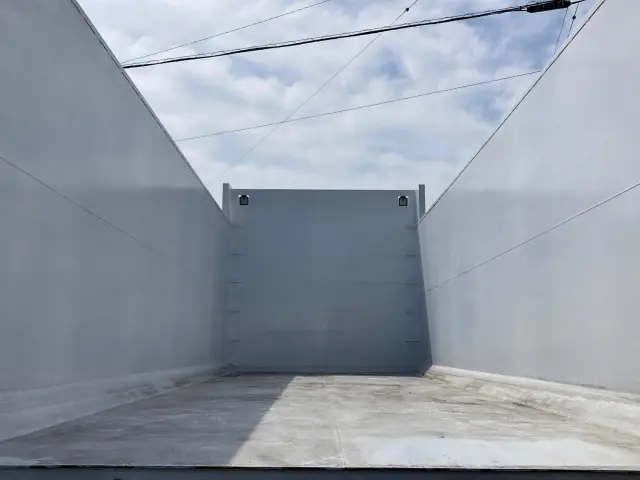 日野 プロフィア 2DG-FS1AJE(6x4)の写真11