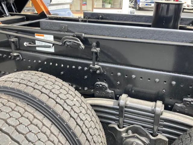 日野 プロフィア 2DG-FS1AJE(6x4)の写真19