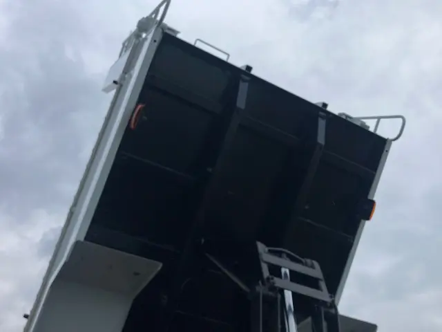 三菱 スーパーグレート 2KG-FV70HX(6x4)の写真12