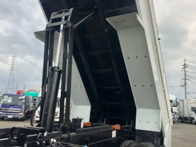 三菱 スーパーグレート 2KG-FV70HX(6x4)の写真13