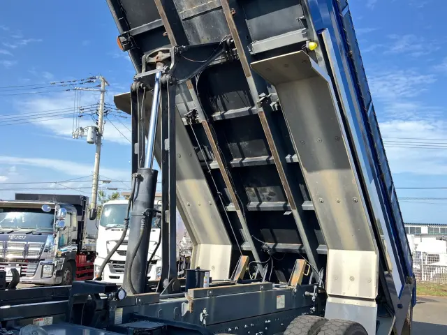 日野 プロフィア 2DG-FS1AGA(6x4)の写真13