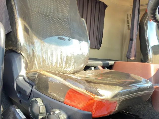 日野 プロフィア 2DG-FS1AGA(6x4)の写真19