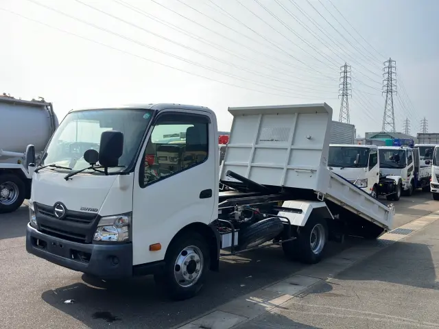 日野 デュトロ TKG-XZU700X(2WD)の写真1