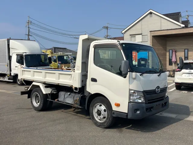 日野 デュトロ TKG-XZU700X(2WD)の写真2