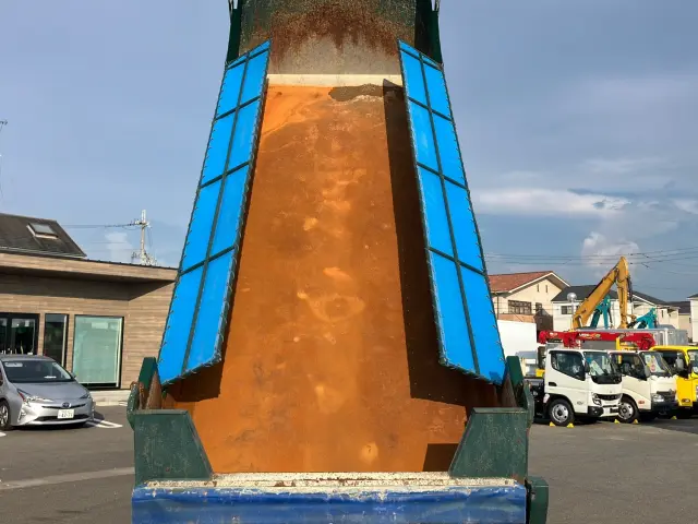 いすゞ ギガ QKG-CXZ77AT(6x4)の写真10