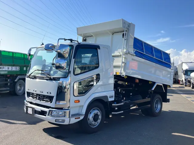 三菱 ファイター 2KG-FK62FZ(2WD)の写真1