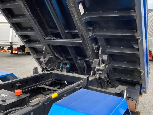 日野 レンジャー 2KG-FC2ABA(2WD)の写真13