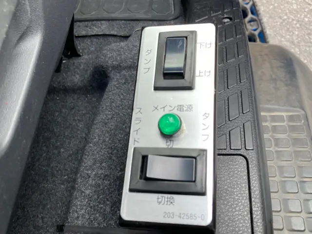 日野 レンジャー 2KG-FC2ABA(2WD)の写真23