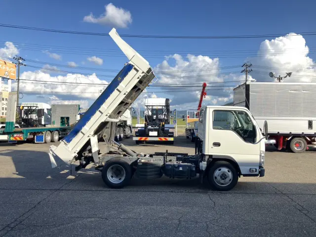 いすゞ エルフ TPG-NKS85AN(4WD)の写真6