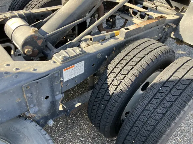 いすゞ エルフ TPG-NKS85AN(4WD)の写真12