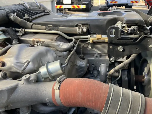 いすゞ エルフ TPG-NKS85AN(4WD)の写真14