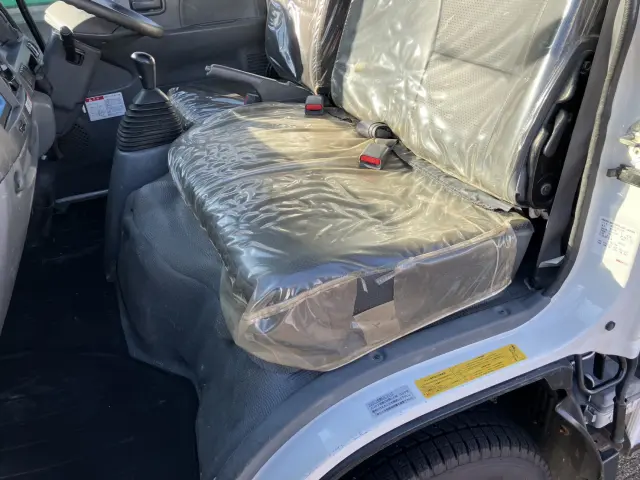 いすゞ エルフ TPG-NKS85AN(4WD)の写真17