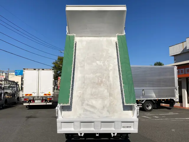 三菱 キャンター TKG-FEBM0(2WD)の写真10