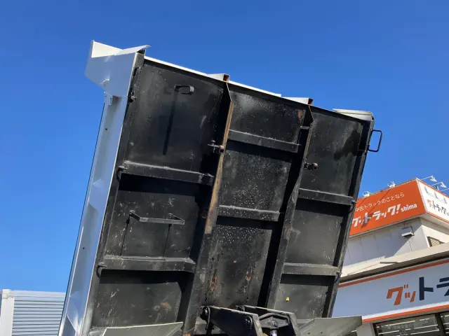 三菱 キャンター TKG-FEBM0(2WD)の写真12