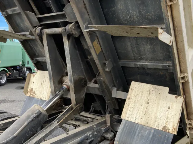 日野 デュトロ SDG-XZU700X(2WD)の写真13