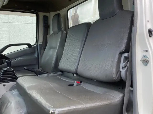 日野 デュトロ SDG-XZU700X(2WD)の写真20