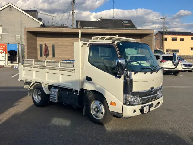 日野 デュトロ 2RG-XZU600T(2WD)の写真2